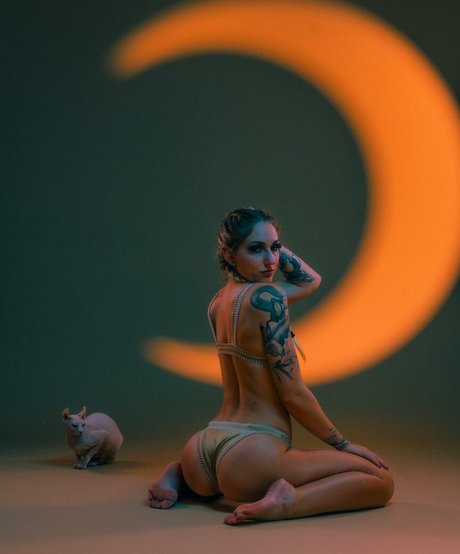 DanceZora OnlyFans Inhalte