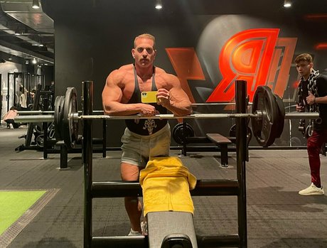 cult of apollo Nackt