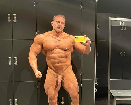 cult of apollo OnlyFans Bilder