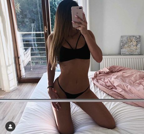 linasphysique OnlyFans-Bilder