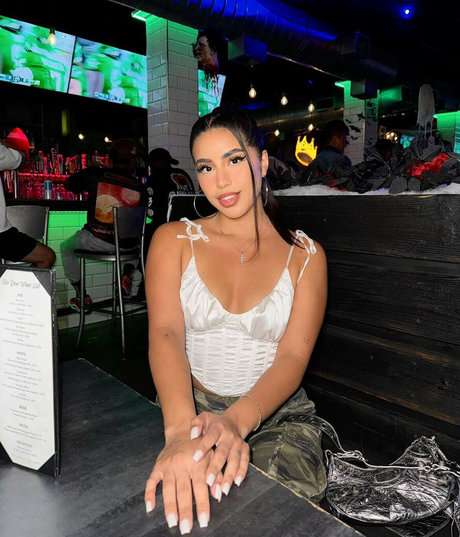 alethebratxo OnlyFans Bilder nackt