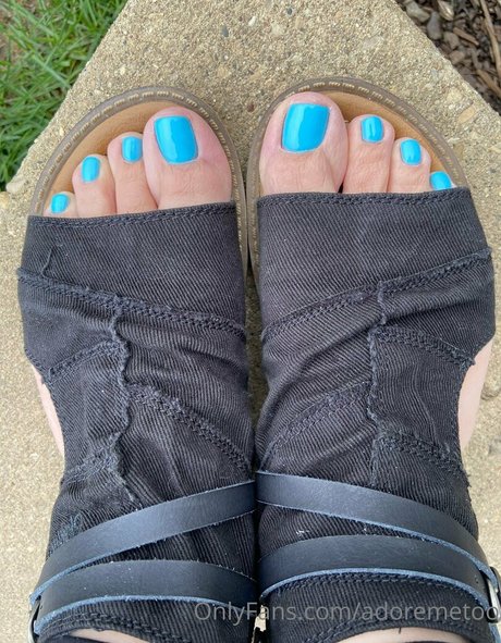 adoremetoo Leaked OnlyFans