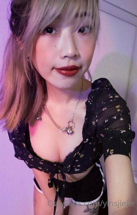 yinsjiejie Leaked OnlyFans Bilder