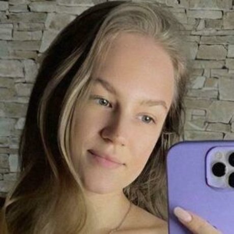 BeautifulZucchinia Auf OnlyFans