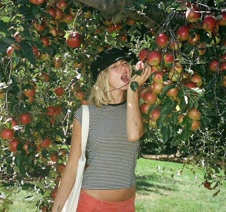 Claire Rosinkranz OnlyFans Porn Nackt