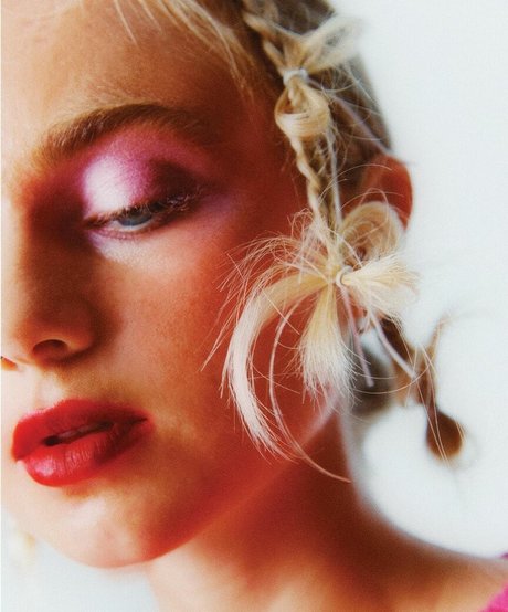 Claire Rosinkranz OnlyFans Leak