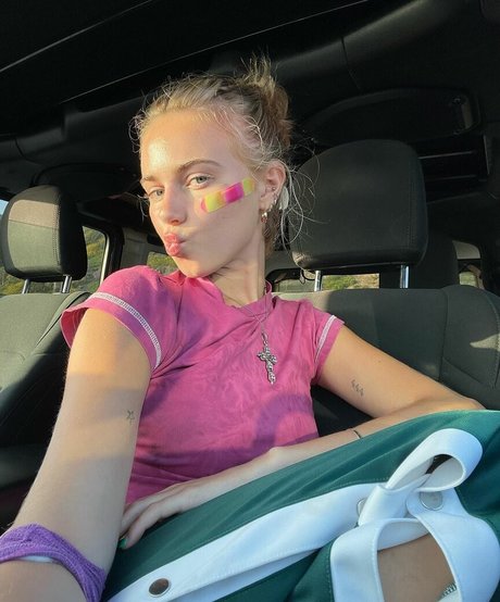 Claire Rosinkranz OnlyFans Leaks Gratis