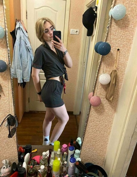 valiawixx OnlyFans Pornografie