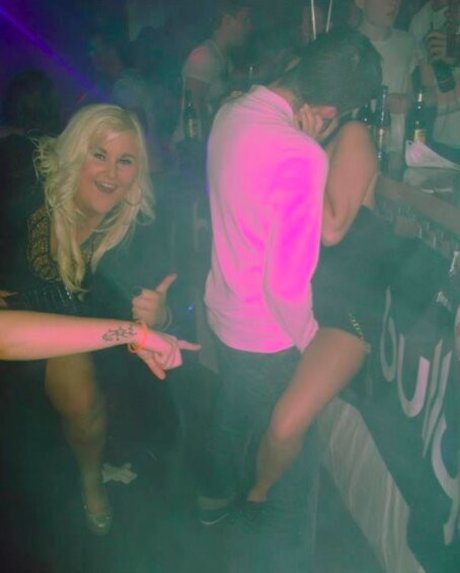 Fun In Clubs Nackt auf OnlyFans Leaks