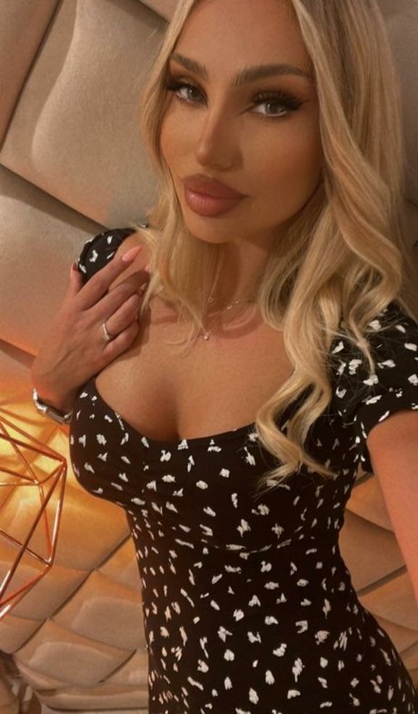 vickyduchesss OnlyFans Gratis-Inhalte