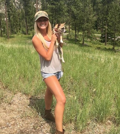 Tomi Lahren OnlyFans Model Bilder