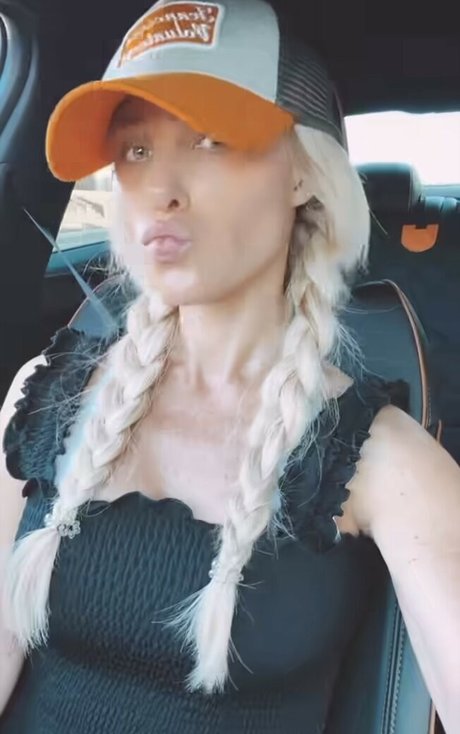 Tomi Lahren OnlyFans