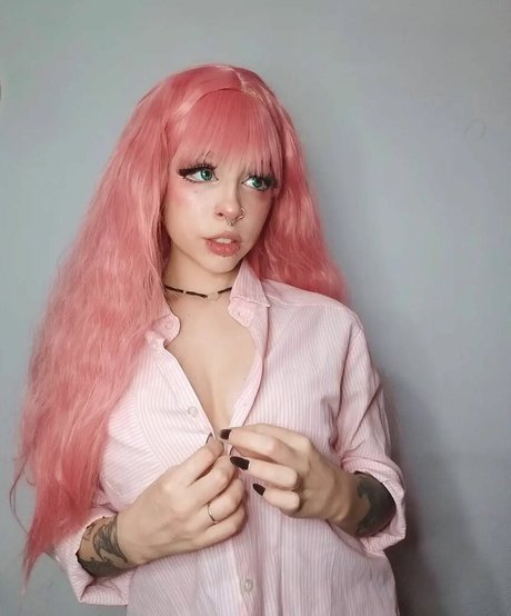 nana p3trova OnlyFans Leak