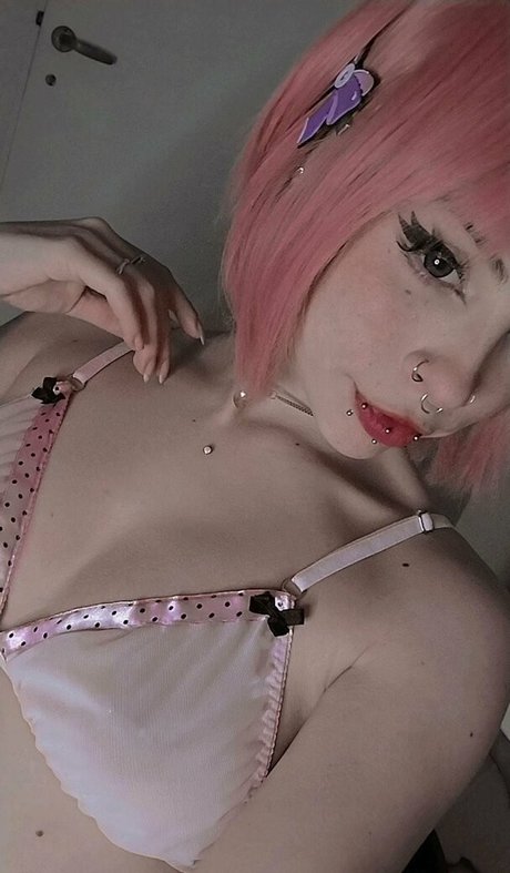 nana p3trova OnlyFans gratis