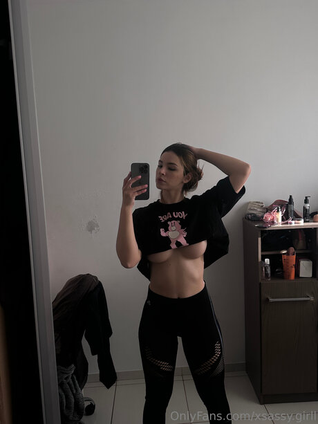 xsassy girll Nackt auf OnlyFans Leak