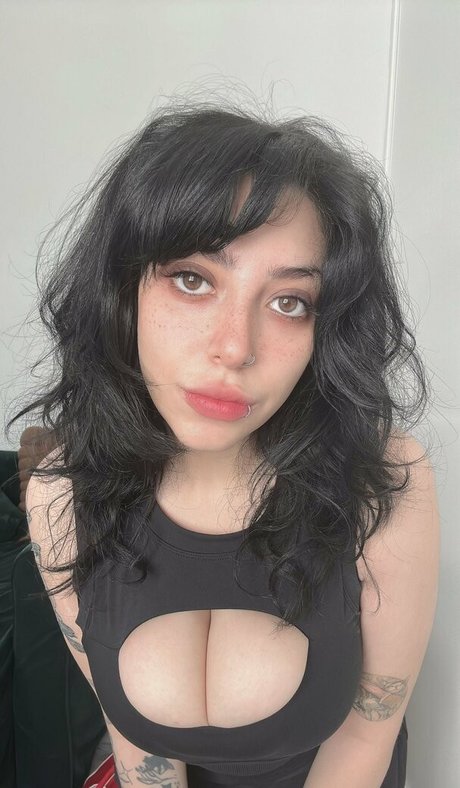 kittydanx OnlyFans schlank