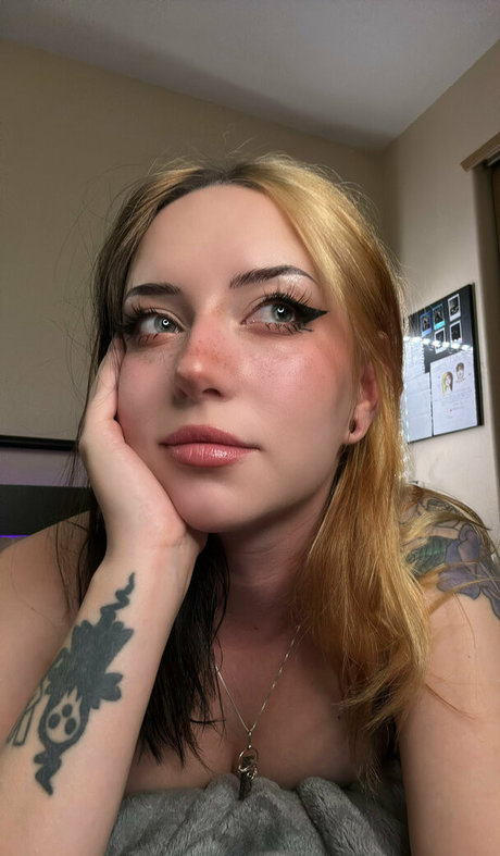 cybercllctr Leaks von Nacktbildern auf OnlyFans