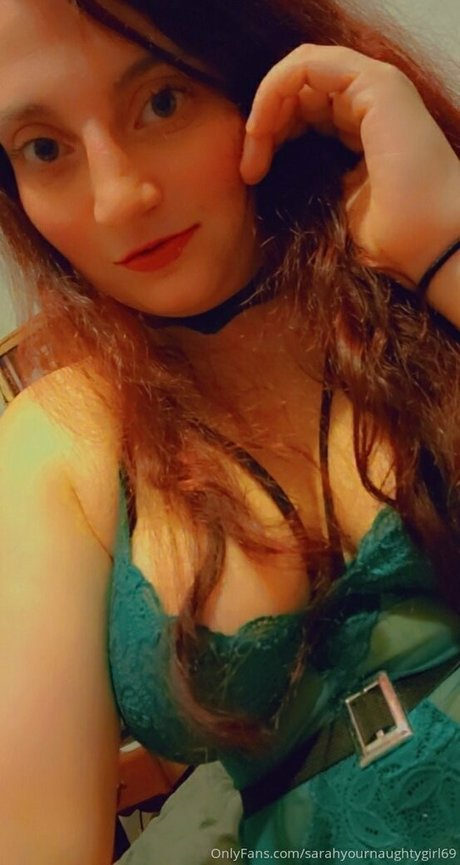 sarahyournaughtygirl69 Model OnlyFans Foto
