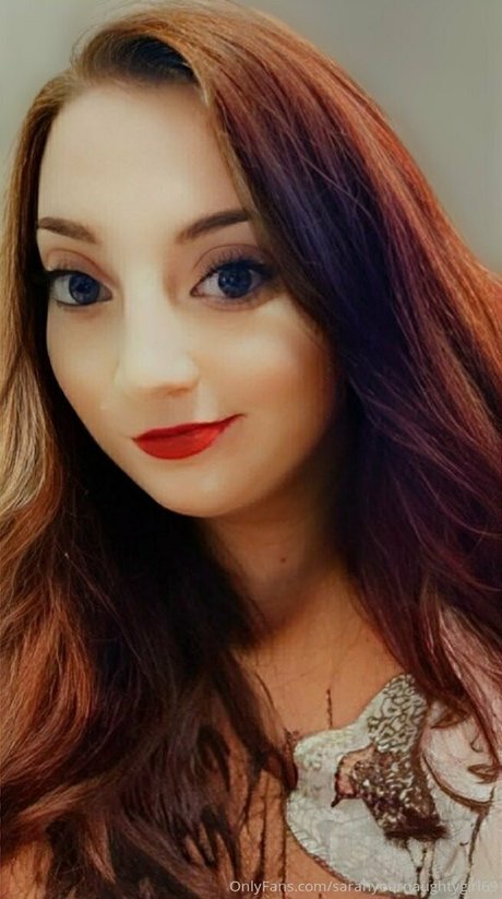sarahyournaughtygirl69 OnlyFans-Archiv