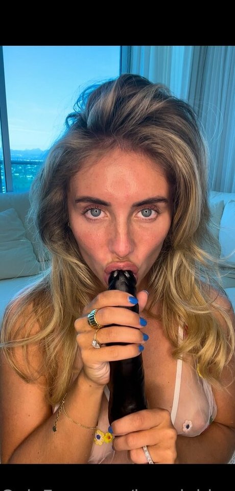 bonnieblue xo OnlyFans geleakt.