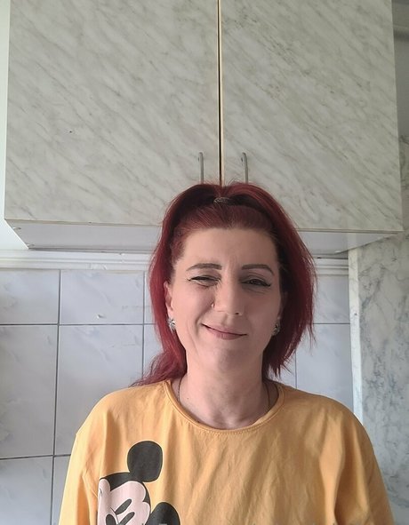 misschristinee OnlyFans Leaj