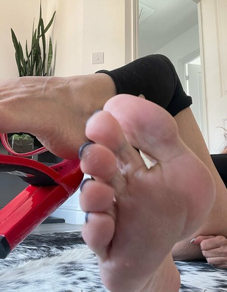 bornroyal feet Sexy OnlyFans