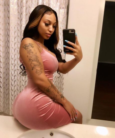 Shethickyyy OnlyFans Modelfoto