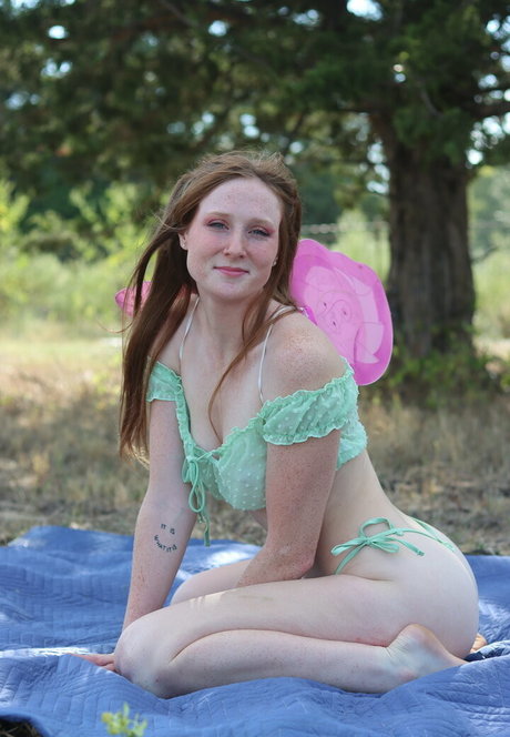 lil strawberry red Nacktbilder von OnlyFans geleakt