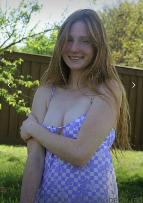 lil strawberry red OnlyFans Porn Nackt