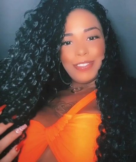 Gabriela Goes Joi OnlyFans