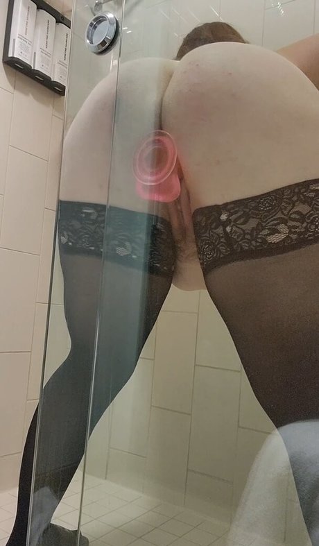 Laci Foxx OnlyFans Brüste Bild