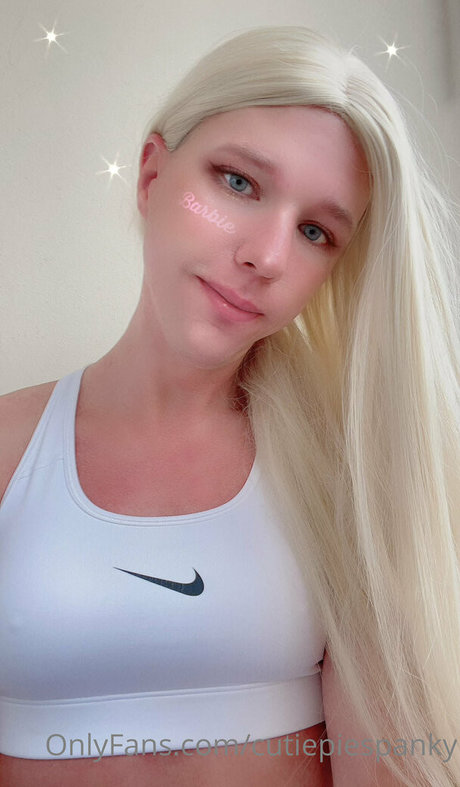 emiliaxsweden Po OnlyFans