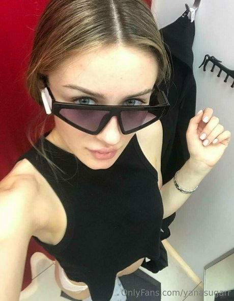 yanasugarr OnlyFans-Leaks