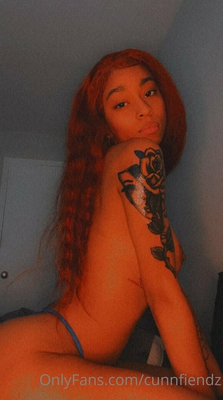 thereddragon2x OnlyFans Model Fotos