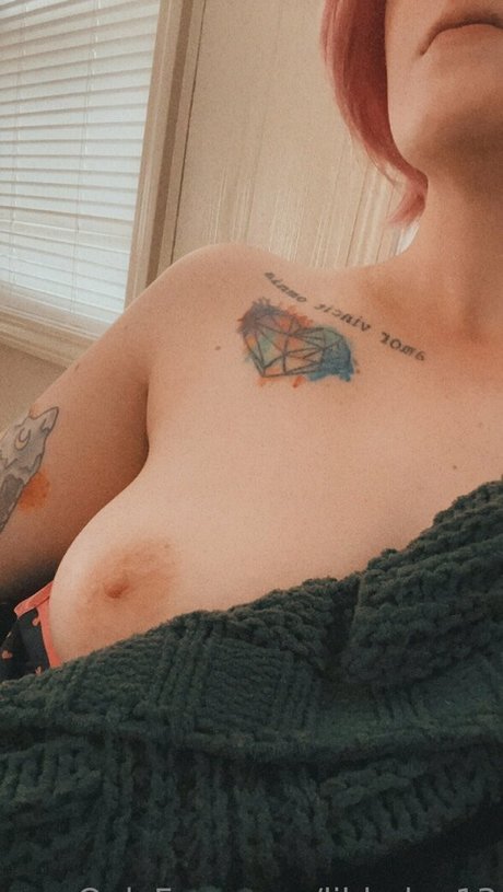 libbylou13 OnlyFans Model Fotos