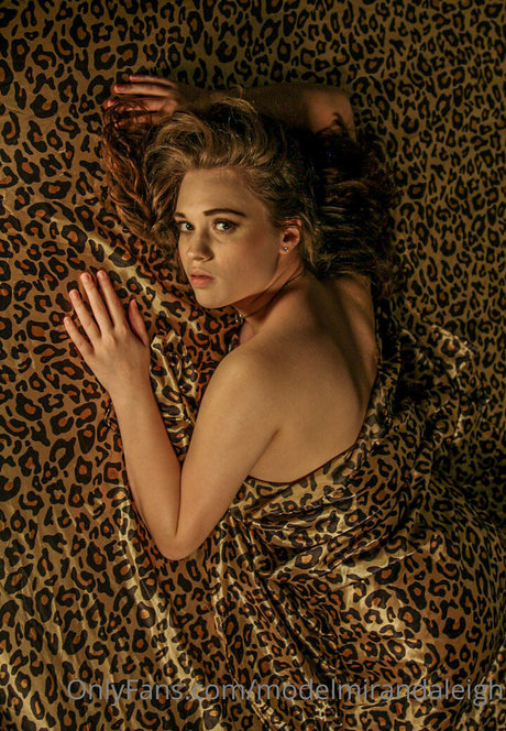 modelmirandaleigh Leaked OnlyFans