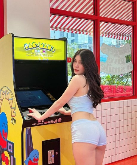 Pony pony1225 OnlyFans Leaks