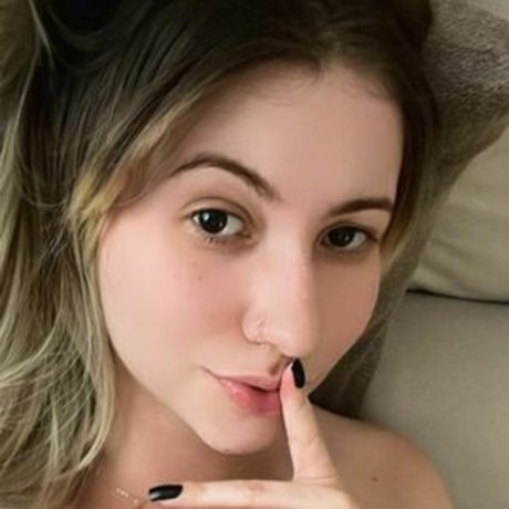 StudentLana Nur für Fans