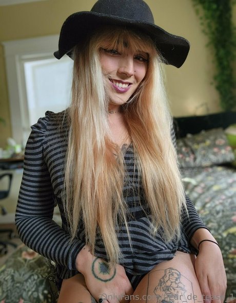 fleur de tease 1 Leaked OnlyFans Bilder