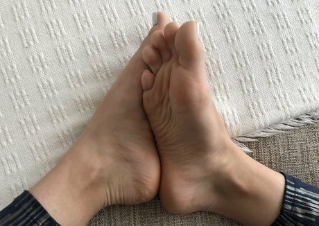 perfectteenfeet Leaks von OnlyFans