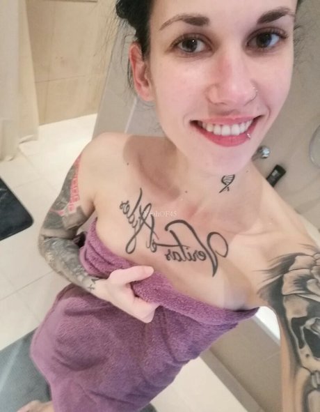 SkinnyBitch Nacktbilder von OnlyFans