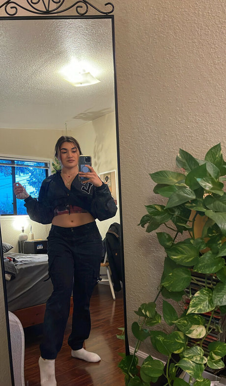 karinugh OnlyFans Porn