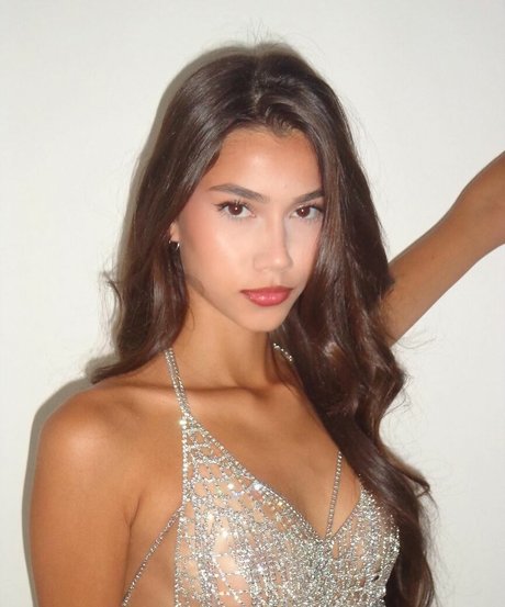 yasmindlm NSFW OnlyFans