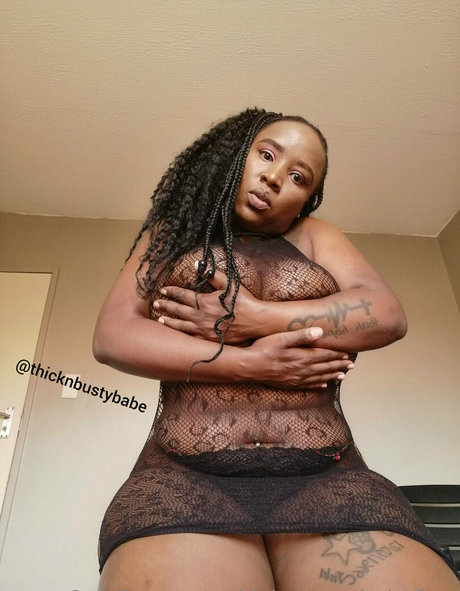 thicknbustybabefree Sexy OnlyFans
