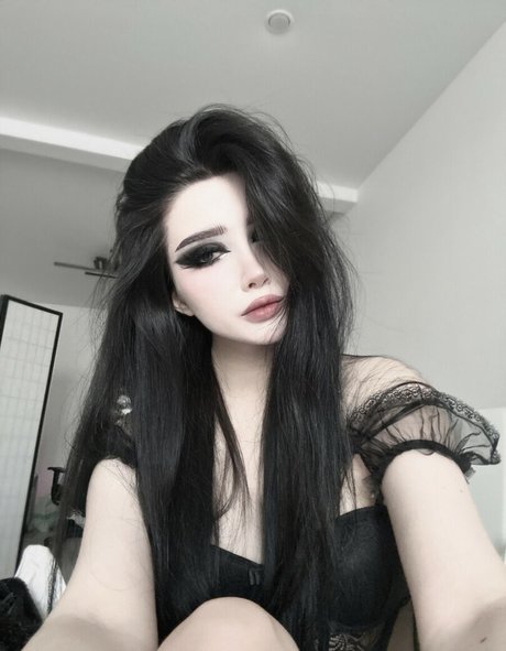 morphilina OnlyFans Brüste Bild