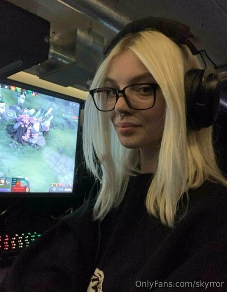 skyrror OnlyFans geleakter Pornografie