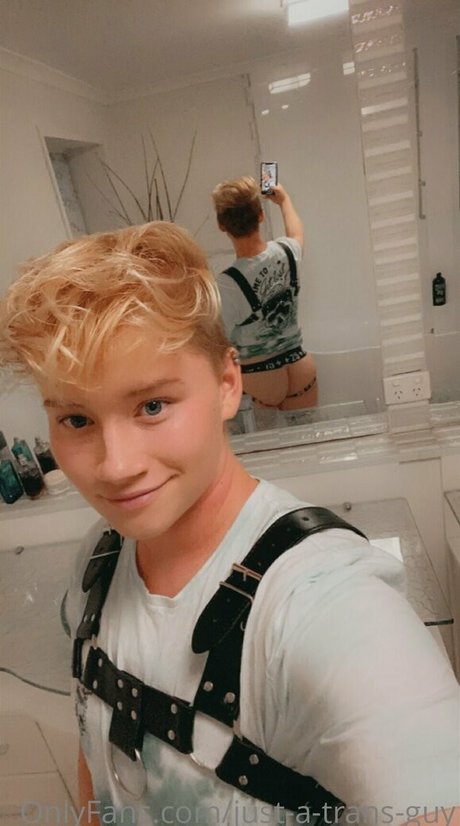 just a trans guy Leaks von Nacktbildern auf OnlyFans