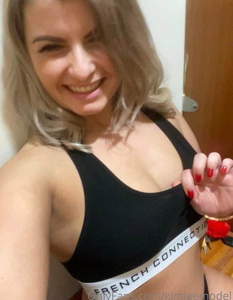 playfulhousewife OnlyFans-Seite