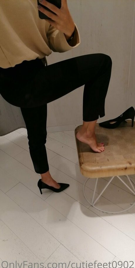 cutiefeet0902 OnlyFans Bilder geleakt
