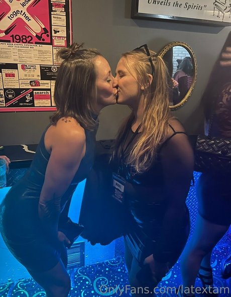 latextam Nacktbilder OnlyFans